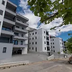 Sea View Apartment Leana